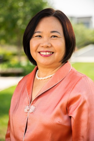 Dr. Karen Quek