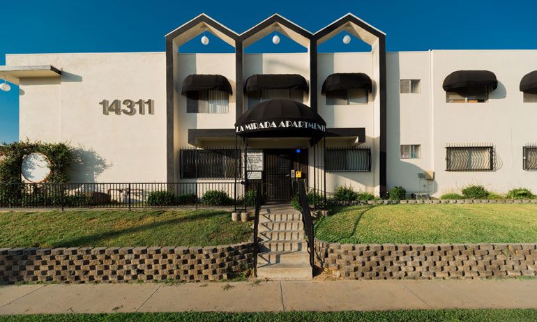 La Mirada Apartments Exterior